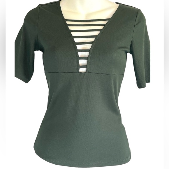 H&M Ribbed Tee - Picture 2 of 3